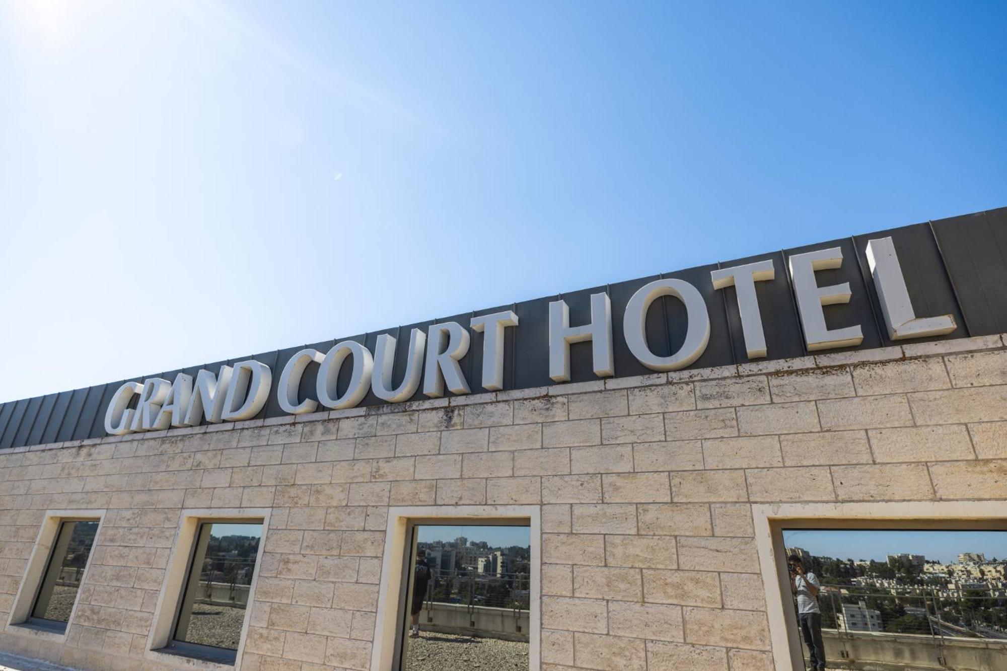 Grand Court 4*